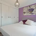Domaine Du Pin De La Legue Camping *